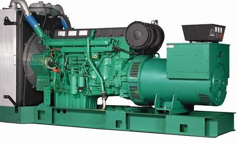 石首发电机除垢后需要用清水冲洗水冷式机油散热器几次？